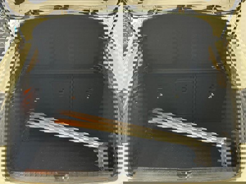 Image Mercedes-Benz GLA 180 Intuition  GLA 180 Intuition 180 Intuition